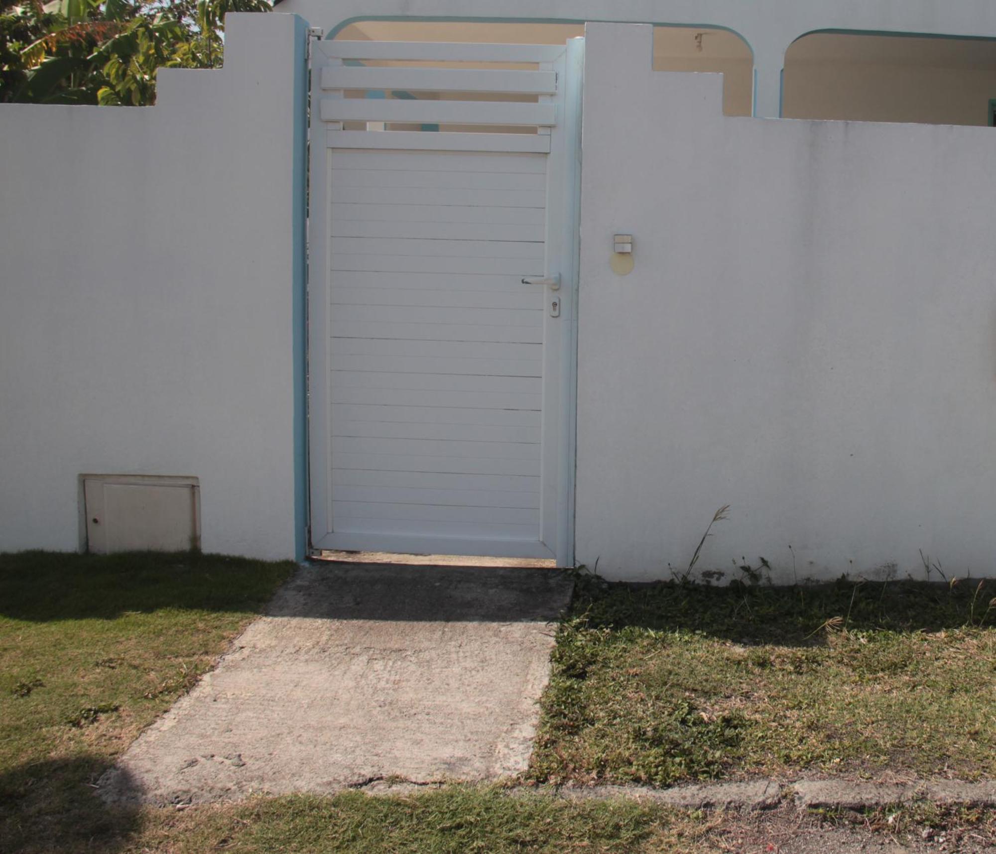 Lambano Studio Grand-Bourg  Extérieur photo